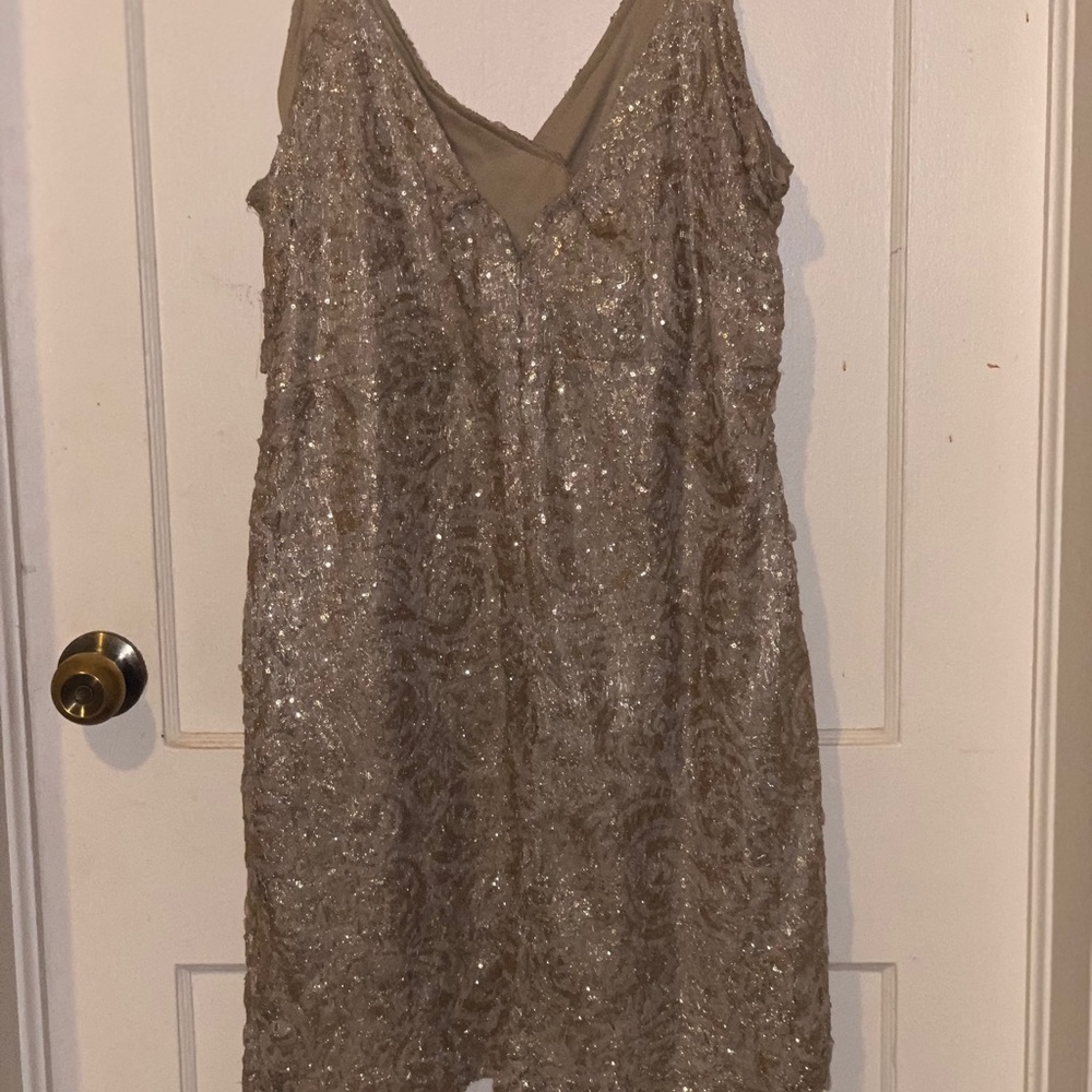 Gold sequence dress - Picture 1 of 2